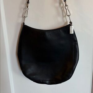 Beautiful Vintage Coach Black Bridle Shoulder Bag